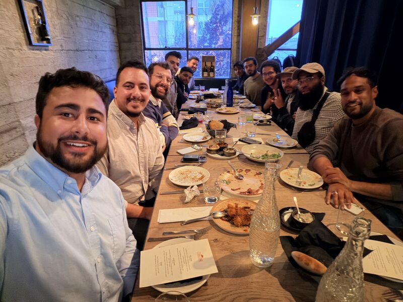 Milad Alucozai with founders, investors and operators at a dinner in the Bay Area